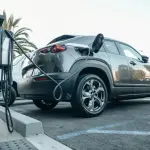 Plug-in Hybrid: peso, pneumatici e comportamento su strada