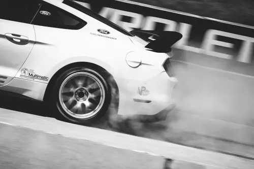 Pneumatici rumorosi: cosa fare per risolvere il problema